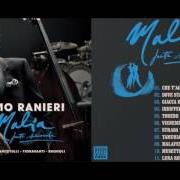 Le texte musical TU VUO' FA' L'AMERICANO de MASSIMO RANIERI est également présent dans l'album Malìa (2015)