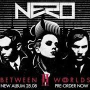 Le texte musical CIRCLES de NERO est également présent dans l'album Between ii worlds (2015)