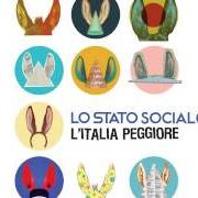 Le texte musical IO, TE E CARLO MARX de LO STATO SOCIALE est également présent dans l'album L'italia peggiore (2014)