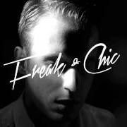 Le texte musical ANUSMOUTHAND de IMMANUEL CASTO est également présent dans l'album Freak & chic (2013)