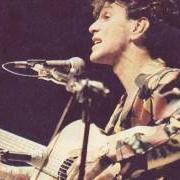 Le texte musical PRA QUE MENTIR de CAETANO VELOSO est également présent dans l'album Totalmente demais (1988)