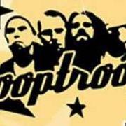 Le texte musical HATED BY EVERYONE de LOOPTROOP est également présent dans l'album Modern day city symphony (2001)