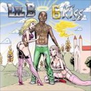 Le texte musical I GOT BITCHES de LIL B est également présent dans l'album 6 kiss (2009)