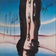 Le texte musical LIVE LIFE de THE KINKS est également présent dans l'album Misfits (1978)