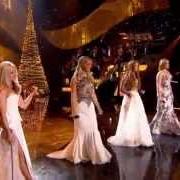 Le texte musical HARK THE HERALD ANGELS SING de CELTIC WOMAN est également présent dans l'album Home for christmas (2012)