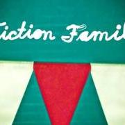 Le texte musical NO OTHER NEEDS de FICTION FAMILY est également présent dans l'album Fiction family (2009)