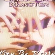 Le texte musical LITTLE BRAVER de GIRLS DEAD MONSTER est également présent dans l'album Keep the beats! (2010)