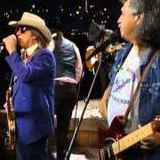 Le texte musical ADIOS MEXICO de THE TEXAS TORNADOS est également présent dans l'album Texas tornados (1990)