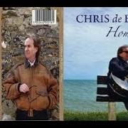 Le texte musical LIVING ON THE ISLAND de CHRIS DE BURGH est également présent dans l'album Home (2012)