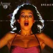 Le texte musical BREAKER de ACCEPT est également présent dans l'album Breaker (1981)