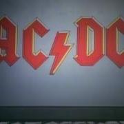 Le texte musical TWO'S UP de AC/DC est également présent dans l'album Blow up your video (1988)