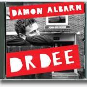 Le texte musical THE MARVELOUS DREAM de DAMON ALBARN est également présent dans l'album Dr dee (2012)