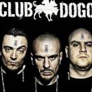 Le texte musical LA CHIAVE de CLUB DOGO est également présent dans l'album Vile denaro (2007)