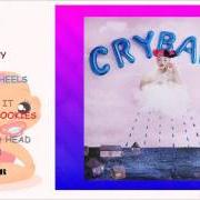 Le texte musical MILK AND COOKIES de MELANIE MARTINEZ est également présent dans l'album Cry baby (2015)
