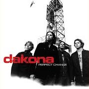 Le texte musical REVOLVING de DAKONA est également présent dans l'album Perfect change (2003)