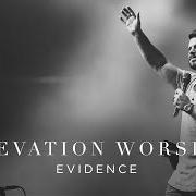 Le texte musical RAISED TO LIFE de ELEVATION WORSHIP est également présent dans l'album Evidence (2018)