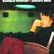 Le texte musical UN GIORNO D'AMORE (TRACCIA VIDEO) de DANIELE STEFANI est également présent dans l'album Amanti eroi (2003)
