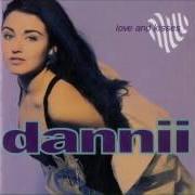 Le texte musical TRUE LOVERS de DANNII MINOGUE est également présent dans l'album Love & kisses (1991)