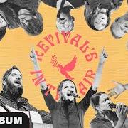 Le texte musical CHAMPION (LIVE) de BETHEL MUSIC est également présent dans l'album Revival's in the air (live) (2020)