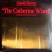 Le texte musical THE RED HOUSE de DAVID BYRNE est également présent dans l'album The catherine wheel (the complete score from the broadway production of) (1990)