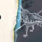 Le texte musical DEAD CREATURES de ALASKA est également présent dans l'album Everything is fine (2013)