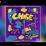 Le texte musical IN LOVE de AARON MAY est également présent dans l'album Chase (2019)