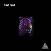 Le texte musical ALIVE de YEEK est également présent dans l'album Blackheart (2018)