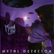 Le texte musical STORMING TO POWER de MARSHALL LAW est également présent dans l'album Metal detector (1997)