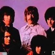Le texte musical HUSH de DEEP PURPLE est également présent dans l'album Shades of deep purple (1968)