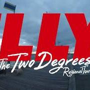 Le texte musical PAPERCUTS de ILLY est également présent dans l'album Two degrees (2016)