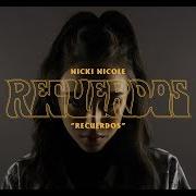 Le texte musical PLEGARIAS de NICKI NICOLE est également présent dans l'album Recuerdos (2019)
