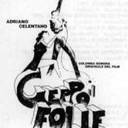 Le texte musical HELLO AMERICA de ADRIANO CELENTANO est également présent dans l'album Geppo il folle (1978)