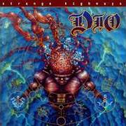 Le texte musical BLOOD FROM A STONE de DIO est également présent dans l'album Strange highways (1993)