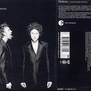 Le texte musical HOY NO ME GRITES de ELEFANTES est également présent dans l'album La forma de mover tus manos (2003)