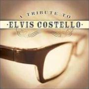 Le texte musical IT'S TIME de ELVIS COSTELLO est également présent dans l'album All this useless beauty (1996)