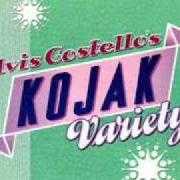 Le texte musical STICKS AND STONES de ELVIS COSTELLO est également présent dans l'album Kojak variety (1995)