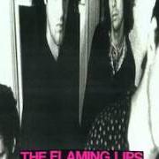 Le texte musical FIVE STOP MOTHER SUPERIOR RAIN de THE FLAMING LIPS est également présent dans l'album In a priest driven ambulance (1990)