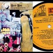 Le texte musical THE DOG BREATH VARIATIONS de FRANK ZAPPA est également présent dans l'album Uncle meat (1969)
