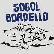 Le texte musical SABOTEUR BLUES de GOGOL BORDELLO est également présent dans l'album Seekers and finders (2017)