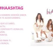 Le texte musical MI SALIDA CONTIGO de HA ASH est également présent dans l'album Haashtag (2022)