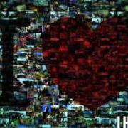 Le texte musical LOOK TO YOU de HILLSONG UNITED est également présent dans l'album The i heart revolution: with hearts as one (2008)