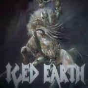 Le texte musical STORMRIDER de ICED EARTH est également présent dans l'album Night of the stormrider (1992)