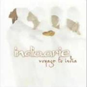 Le texte musical CAN I WALK WITH YOU de INDIA.ARIE est également présent dans l'album Voyage to india (2003)