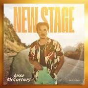 Le texte musical KISS THE WORLD GOODBYE de JESSE MCCARTNEY est également présent dans l'album New stage (2021)