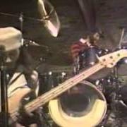 Le texte musical PIBROCH (PEE BREAK)/BLACK SATIN DANCER de JETHRO TULL est également présent dans l'album 20 years of jethro tull (1988)