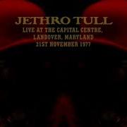 Le texte musical SKATING AWAY ON THE THIN ICE OF THE NEW DAY de JETHRO TULL est également présent dans l'album Live - bursting out (1978)