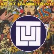 Le texte musical HUNTING GIRL de JETHRO TULL est également présent dans l'album Live at hammersmith '84 (1990)