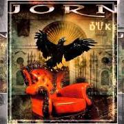 Le texte musical BURNING CHAINS de JORN est également présent dans l'album The duke (2006)