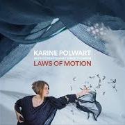 Le texte musical SUITCASE de KARINE POLWART est également présent dans l'album Laws of motion (2018)