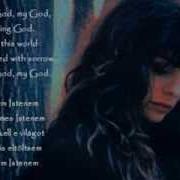 Le texte musical ISTENEM, ISTENEM de ALICE est également présent dans l'album God is my d.J. (1999)